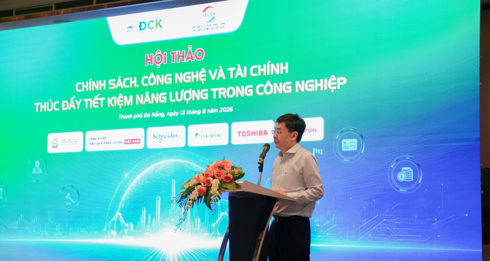 Ông Đặng Hải Dũng - Phó Cục trưởng Cục Đổi mới sáng tạo, Chuyển đổi xanh và Khuyến công, Bộ Công Thương phát biểu khai mạc hội thảo.